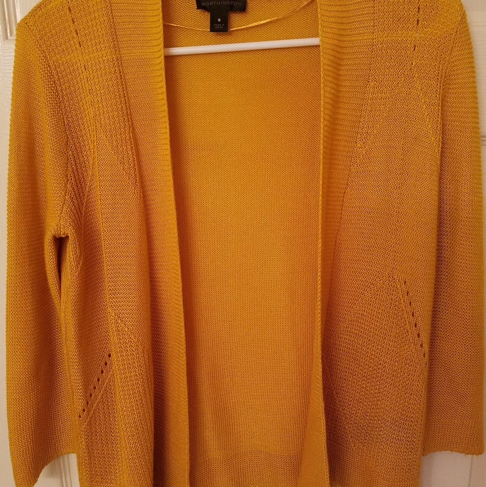 Light thin yellow mustard cardigan.